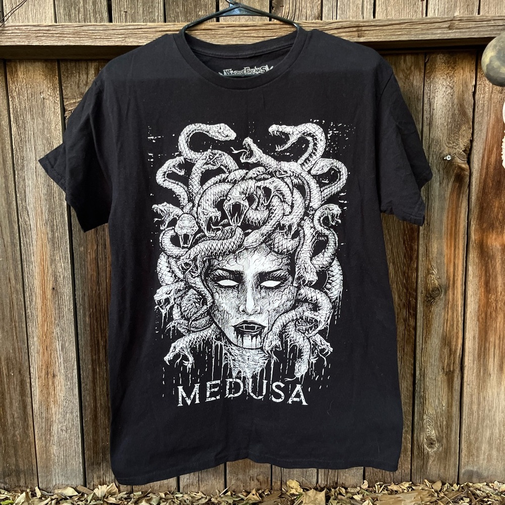 Medusa Graphic Black T-Shirt Vampire Freaks Feministcore Halloween Tshirt